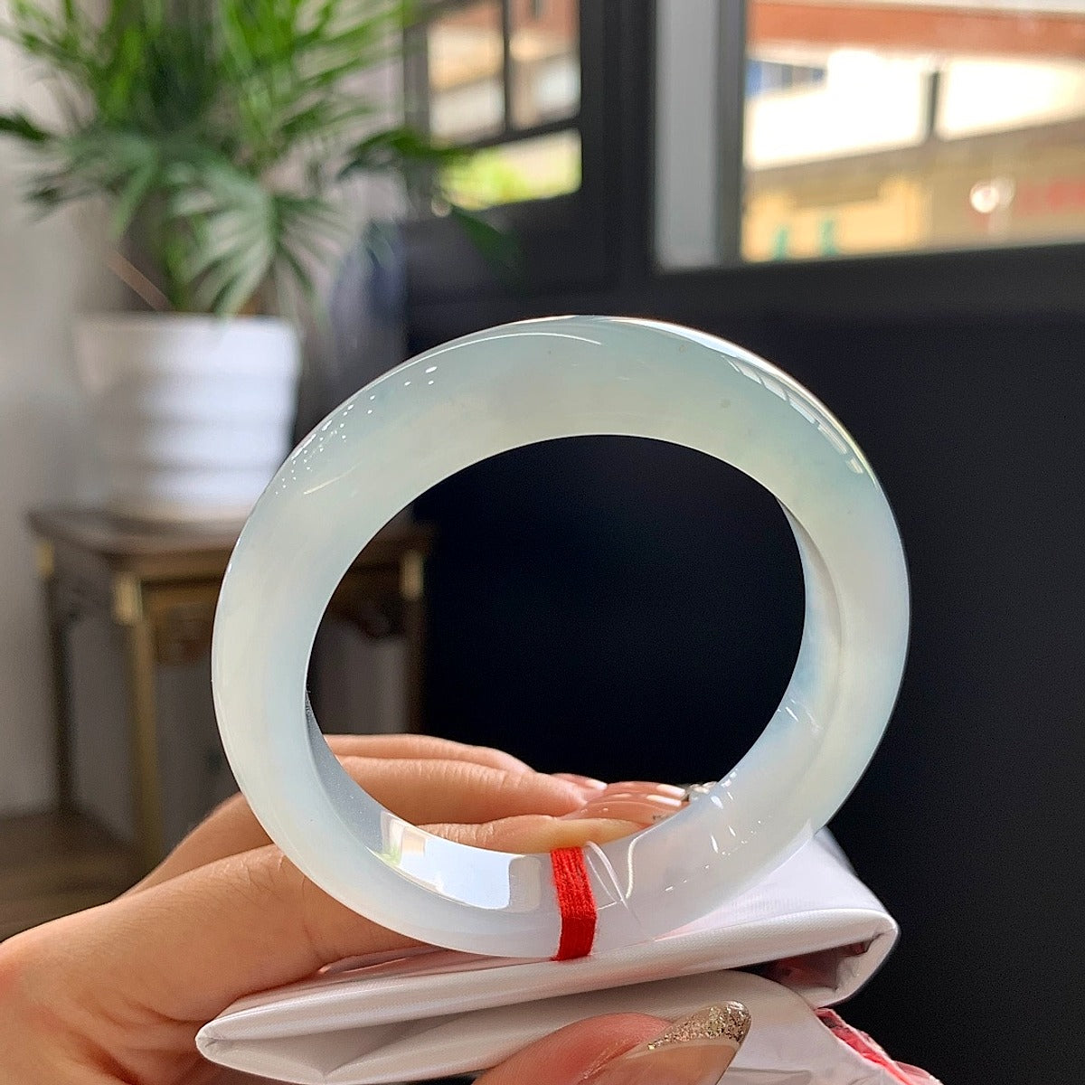 Silky Texture Jadeite Bangle · Size 52-12.4-8.6