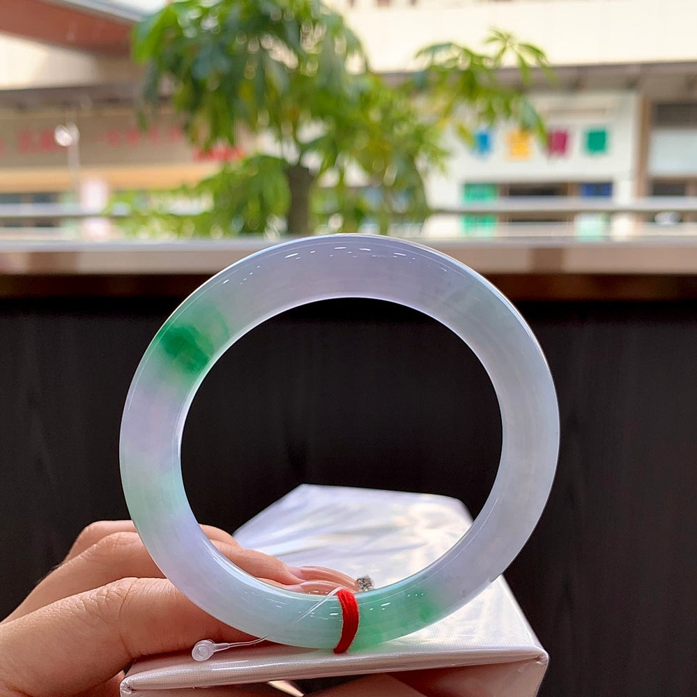 Spring Color Jadeite Bangle with Cotton Lines – 55.8 mm