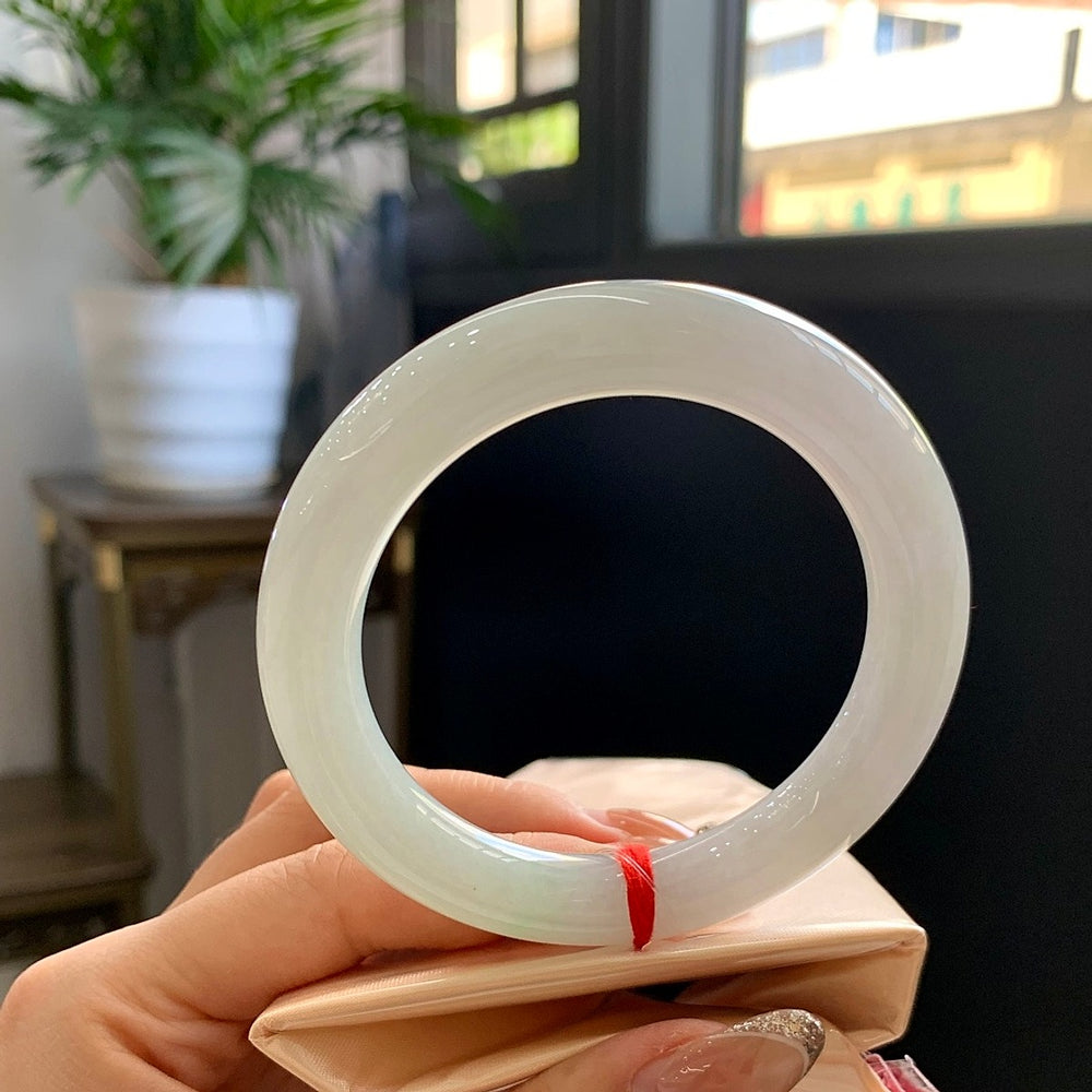 Jadeite Bangle · Size 53.4-10-10.3