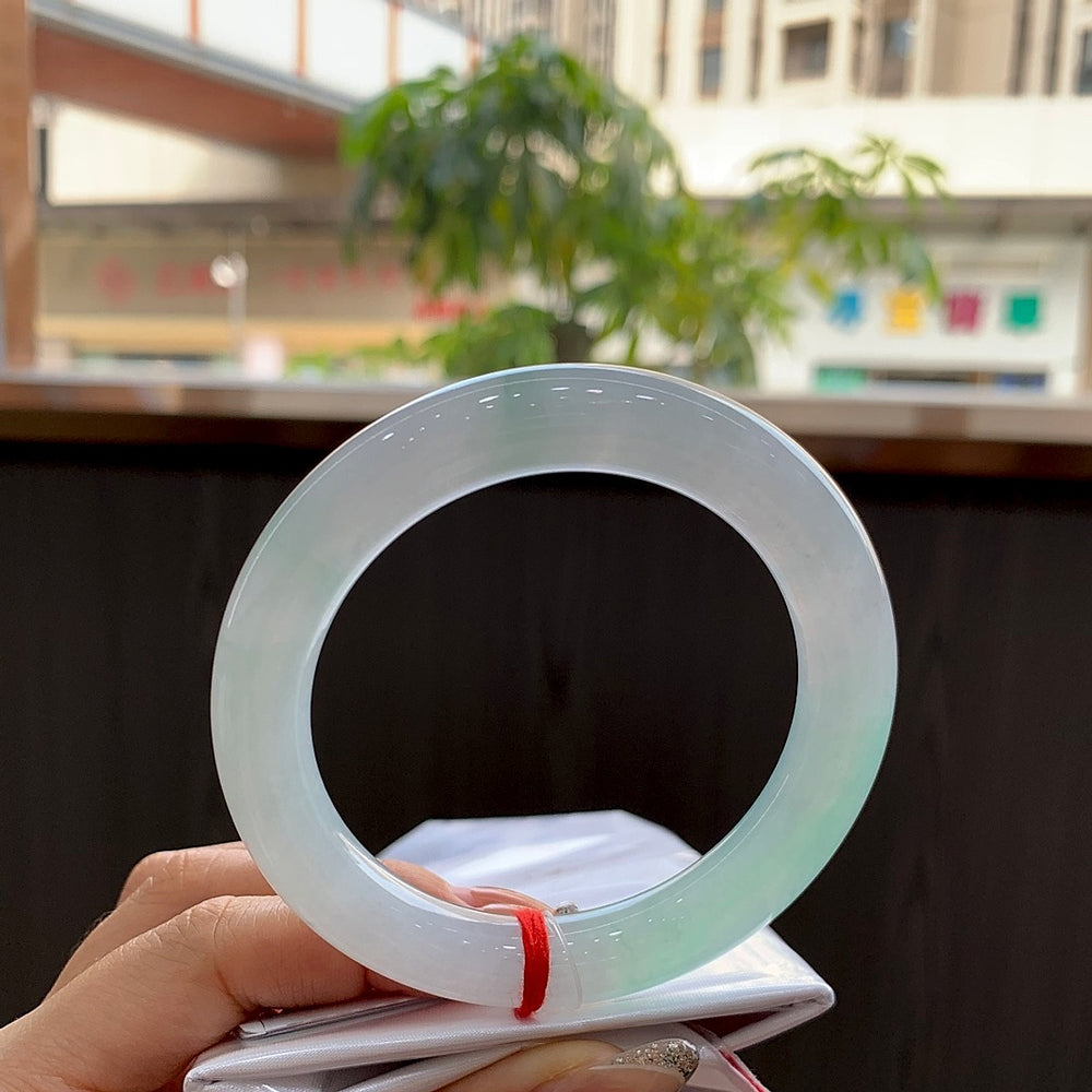 Ice Green Jadeite Round Bangle | 56-11-10.4 | HJH-118069