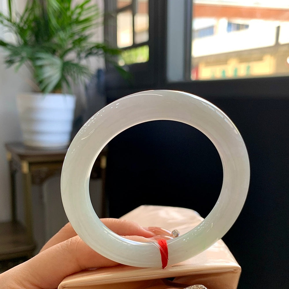 Jadeite Bangle · Size 53.4-10-10.3