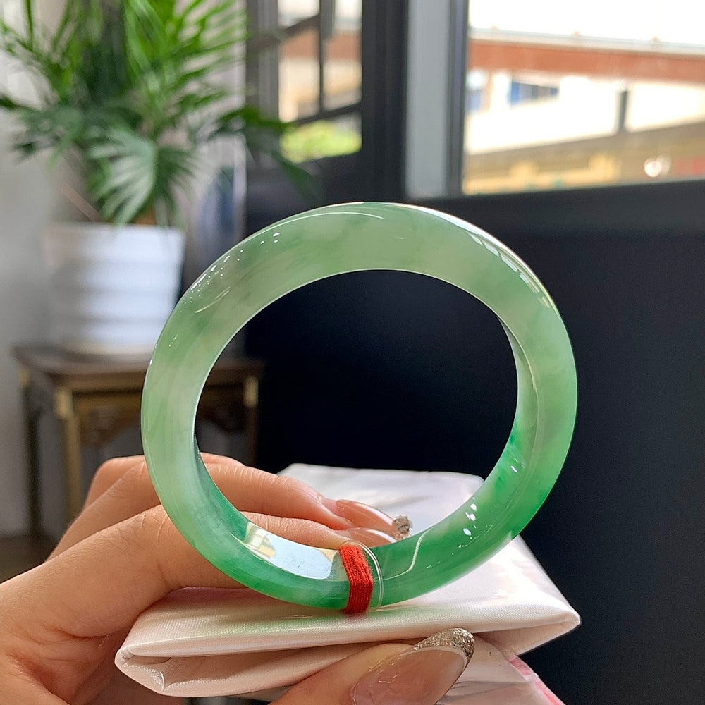 Green Floats Fine Condition Jadeite Bangle · Size 53-11.7-8