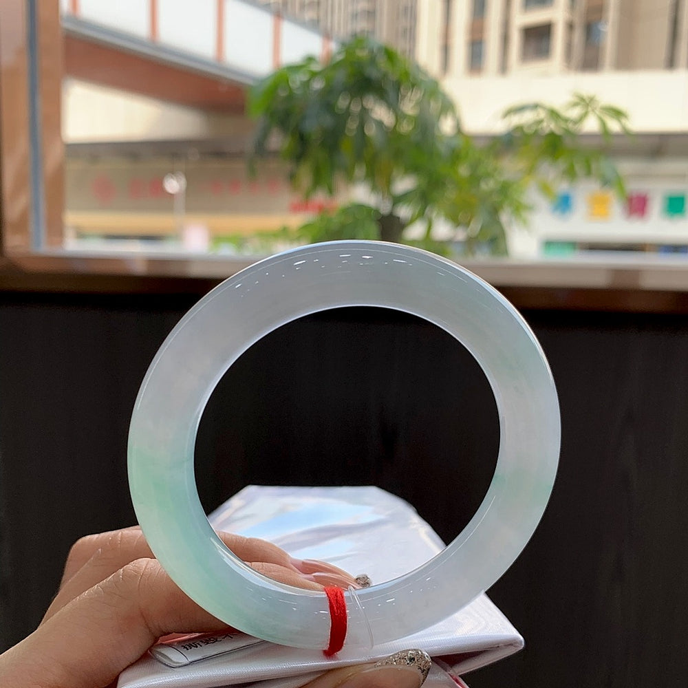 Ice Green Jadeite Round Bangle | 56-11-10.4 | HJH-118069