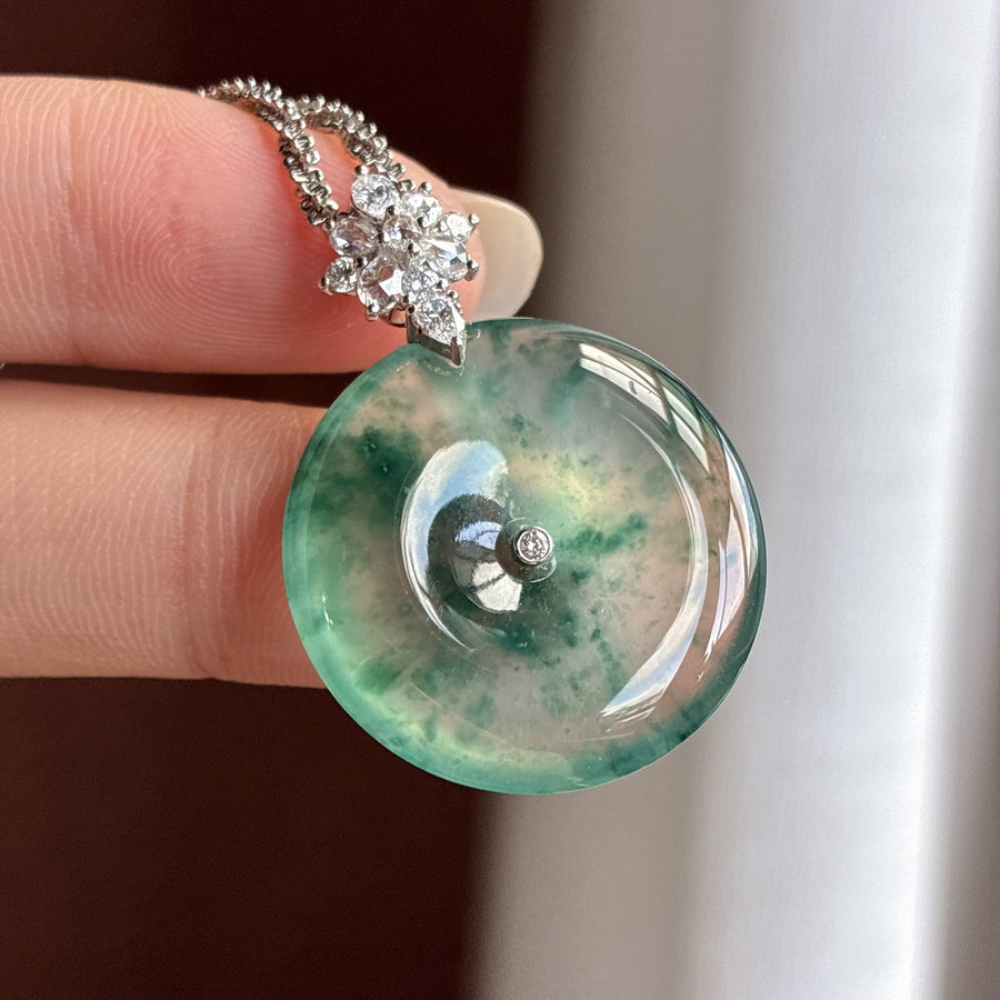 18K Gold "Peace Buckle" Pendant with High-Ice-Grade Jadeite and Floating Color Patterns